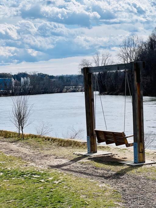French Broad Overlook Asheville Bagian luar foto